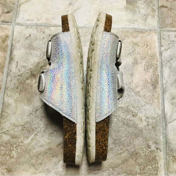 Ocean + Coast silver slip on sandals size 1 - Picture 7 of 7